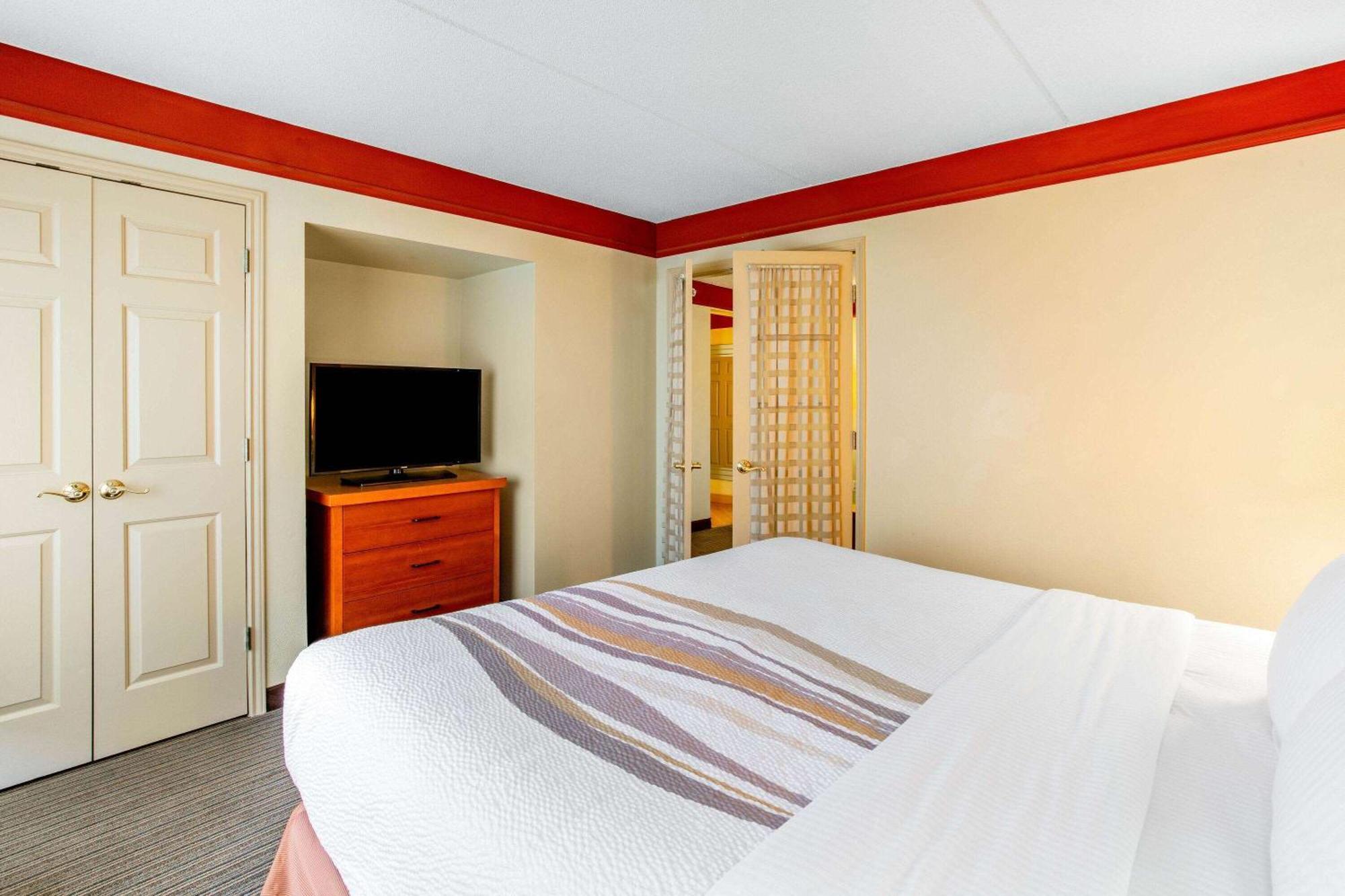 La Quinta By Wyndham Raleigh/Durham Southpoint Hotel Bagian luar foto